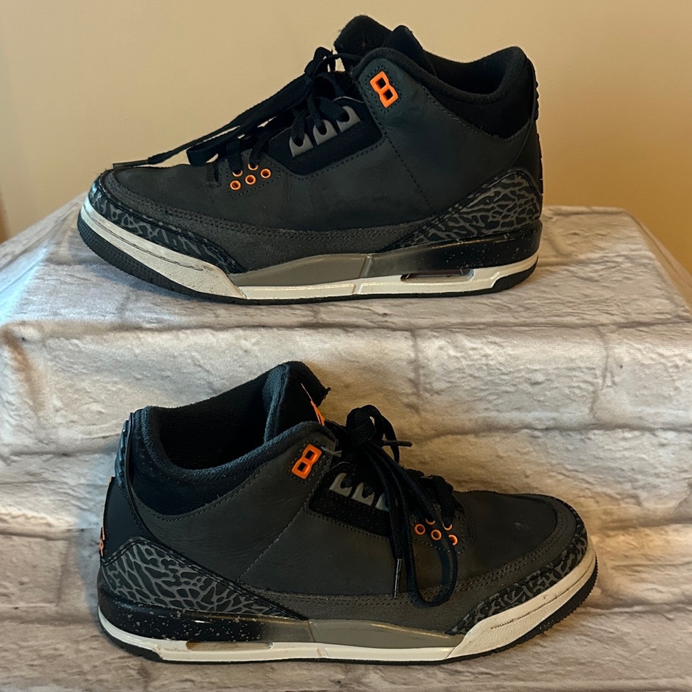 Air Jordan 3 Retro (GS) Black and Gray High-Top Sneakers Size 6.5Y